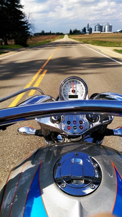 motorcycle open road freedom