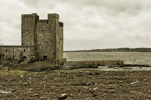 Oranmore Castle