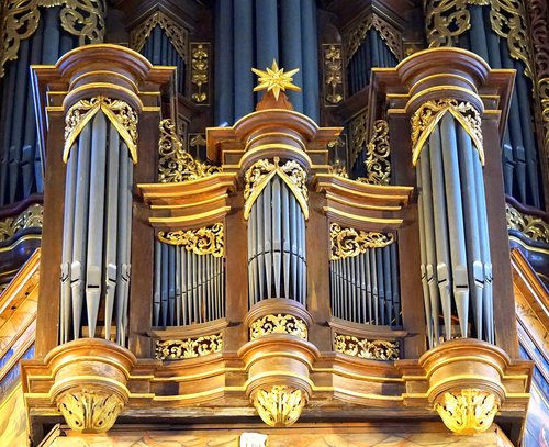 organ  church  historically