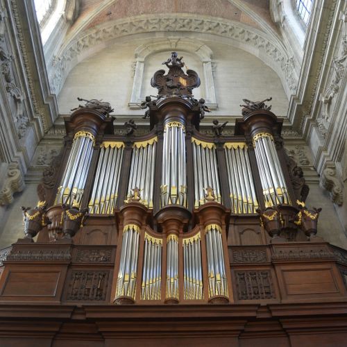 organ musical instrument church