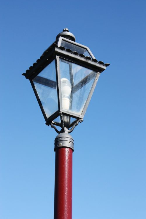 ornate lamp post