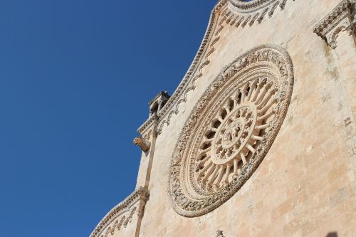 ostuni cathedral rose window