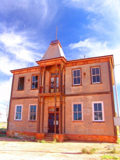 outback australia old building