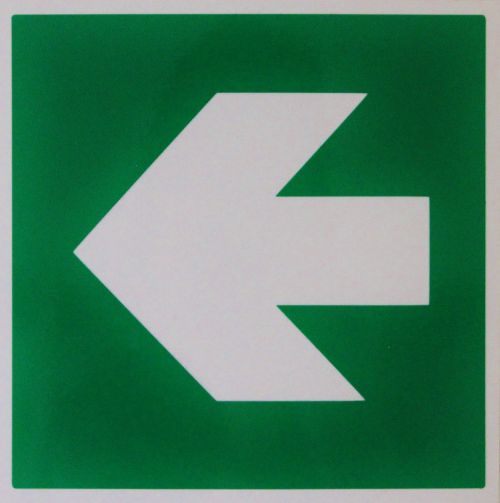 output direction sign green