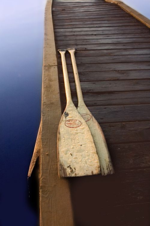 paddles dock water