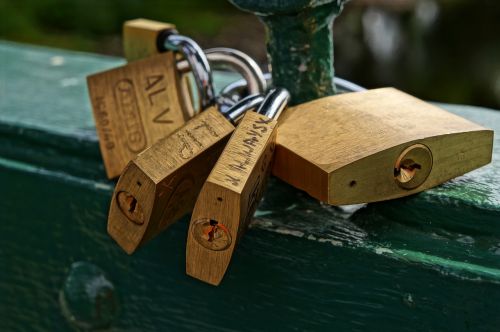 padlock love bridge