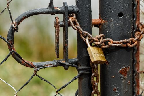 padlock lock chain