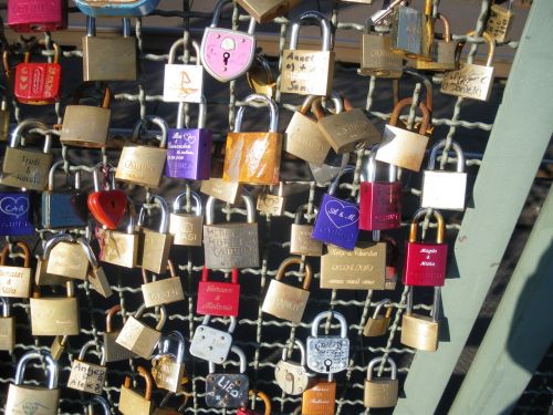 padlock love castle cologne