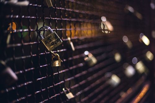 padlocks love forever