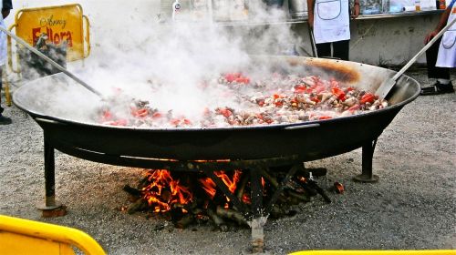 paella rice food