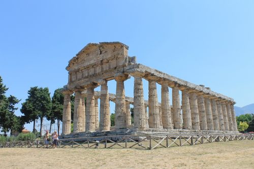 paestum italy ancient