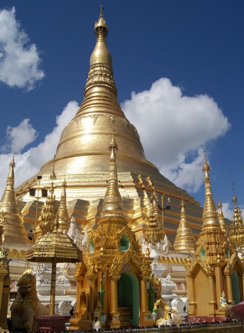 pagoda golden buddhism