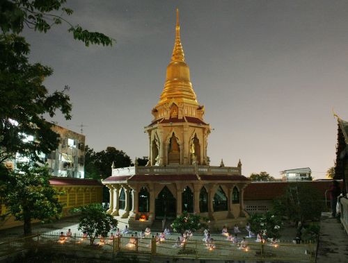pagoda thailand buddhists