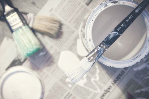 paint brushes bucket