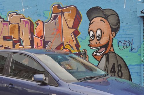 painting car graffiti
