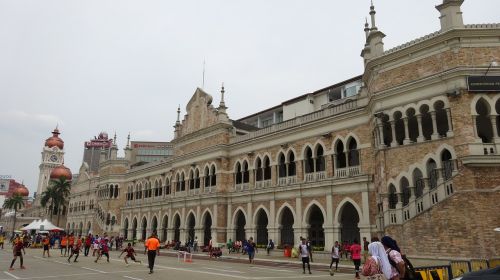 palace building construction