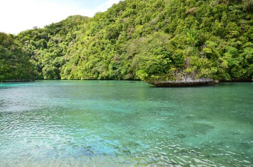 palau beach bay lake