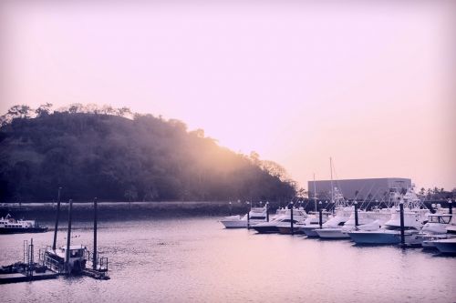 panama sunset boats