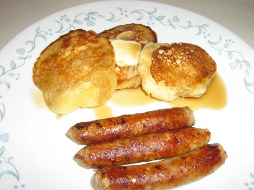 pancakes pork sausage maple syrup
