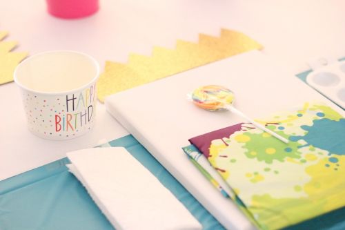 paper birthday paint