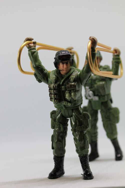 paperclip soldier toy