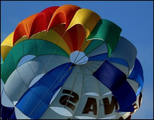 parachute sky water sports