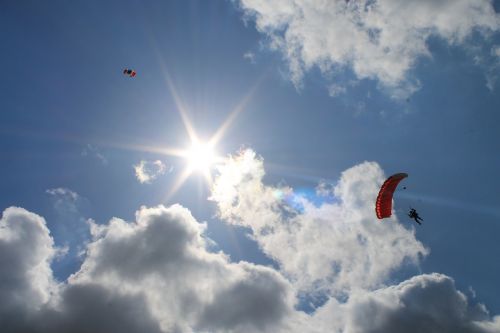 parachute sky jumping
