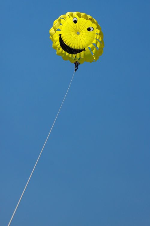 parachute yellow blue