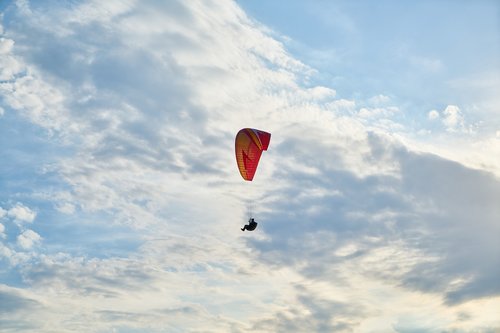 parachute  fly  blue