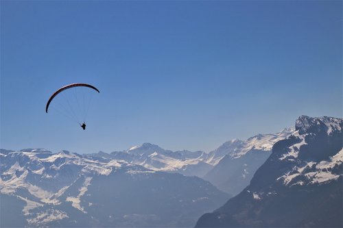 parachute  extreme  alpine