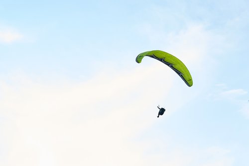 parachute  fly  solar