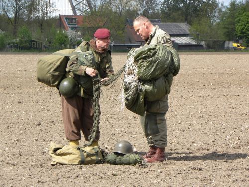parachutist military second world war