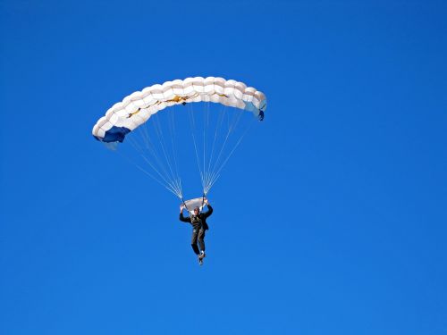 parachutist parachute jump