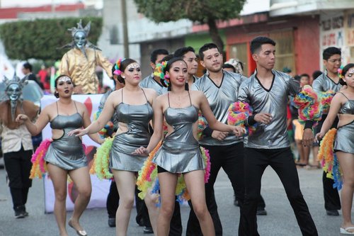 parade  dance  carnival