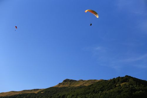 paragliding landscape fly