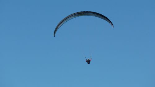 paragliding extreme sport