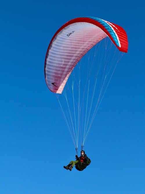 paragliding pilot connection ropes