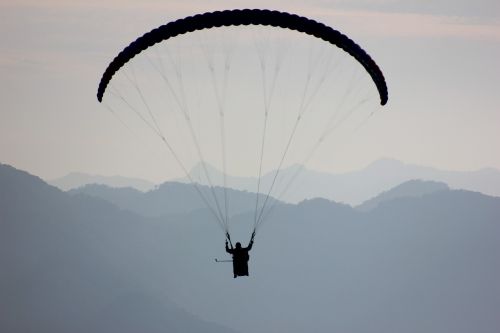 paragliding morelia sky