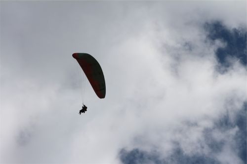 paragliding parachute sky