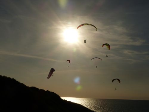paragliding wing sun