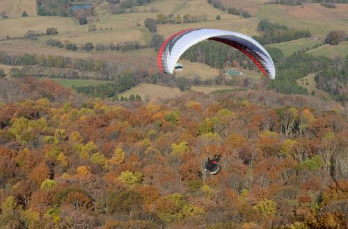 paragliding adventure bums hang gliding