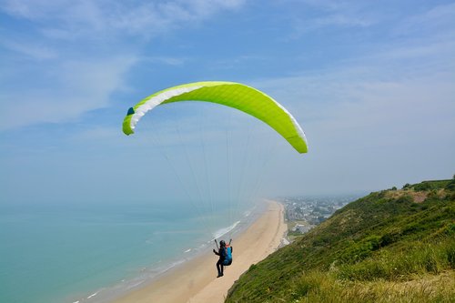 paragliding  paraglider  take off
