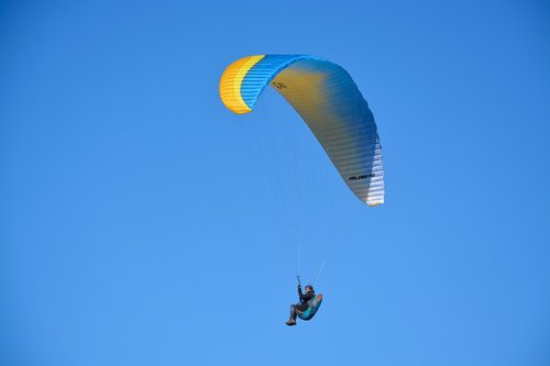 paragliding  paraglider  wing ozone rush 5