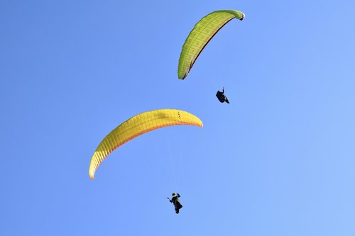 paragliding  paragliders-paraglider  free flight