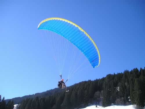 paragliding fly paraglider