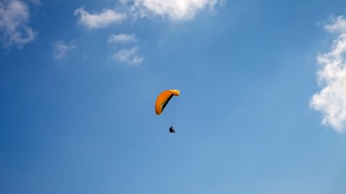 paragliding fly sky