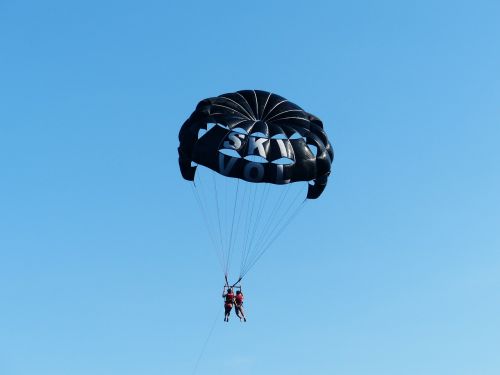parasailing controllable parachuting high