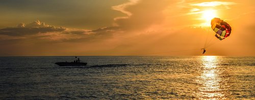 parasailing  sunset  dusk