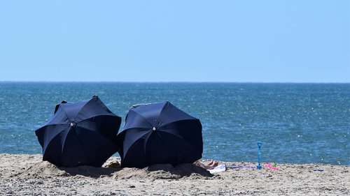 parasol  sun  sunbathing