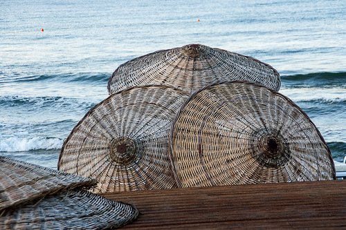 parasol  beach  sea